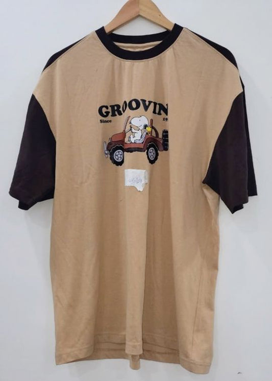 Groovin Snoopy Beige & Brown Hue Blocking Men Oversized T-Shirt
