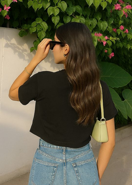 Cute But Dramatic Crop Red Half Sleeve T-shirt For Women